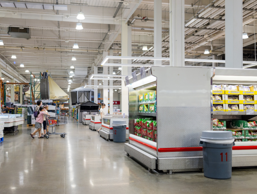 Stores and wholesale